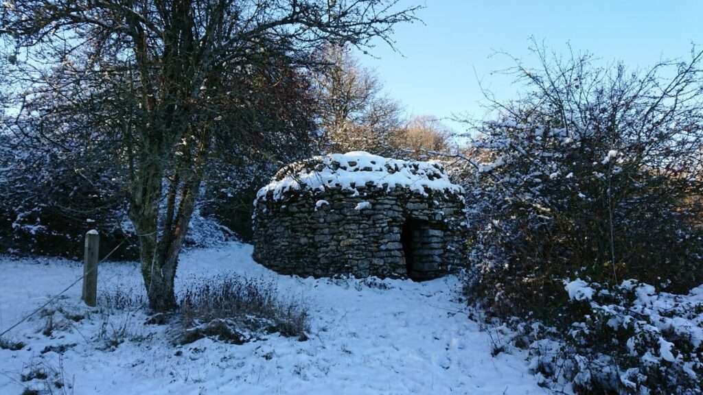 Sur le sentier des Cabornes à ST DIDIER